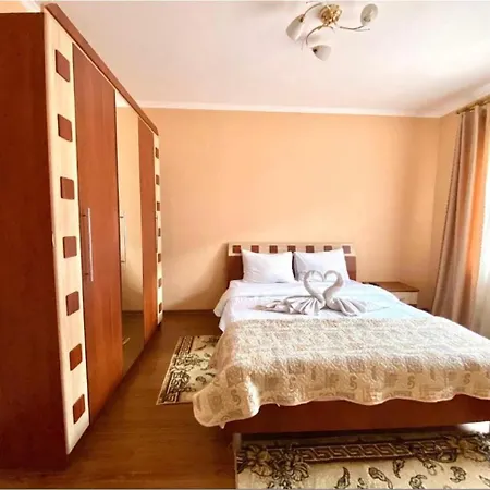 в горах *
